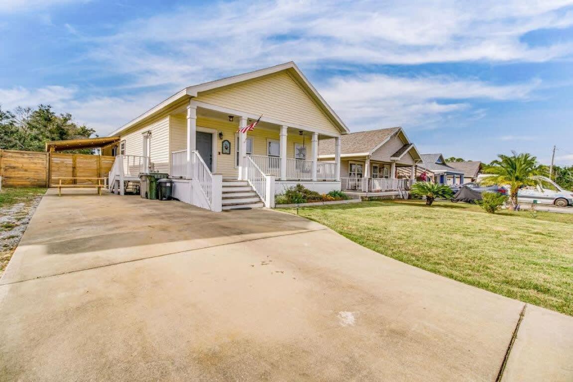 Cam'S Coastal Cottage- Nas Pensacola, Close To Beach Εξωτερικό φωτογραφία